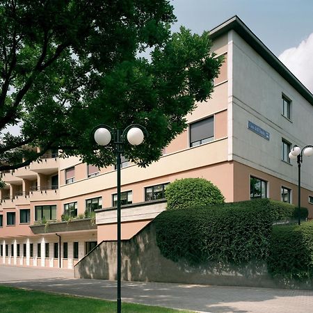 Albergo Casa Dell'Ospite بريشا المظهر الخارجي الصورة