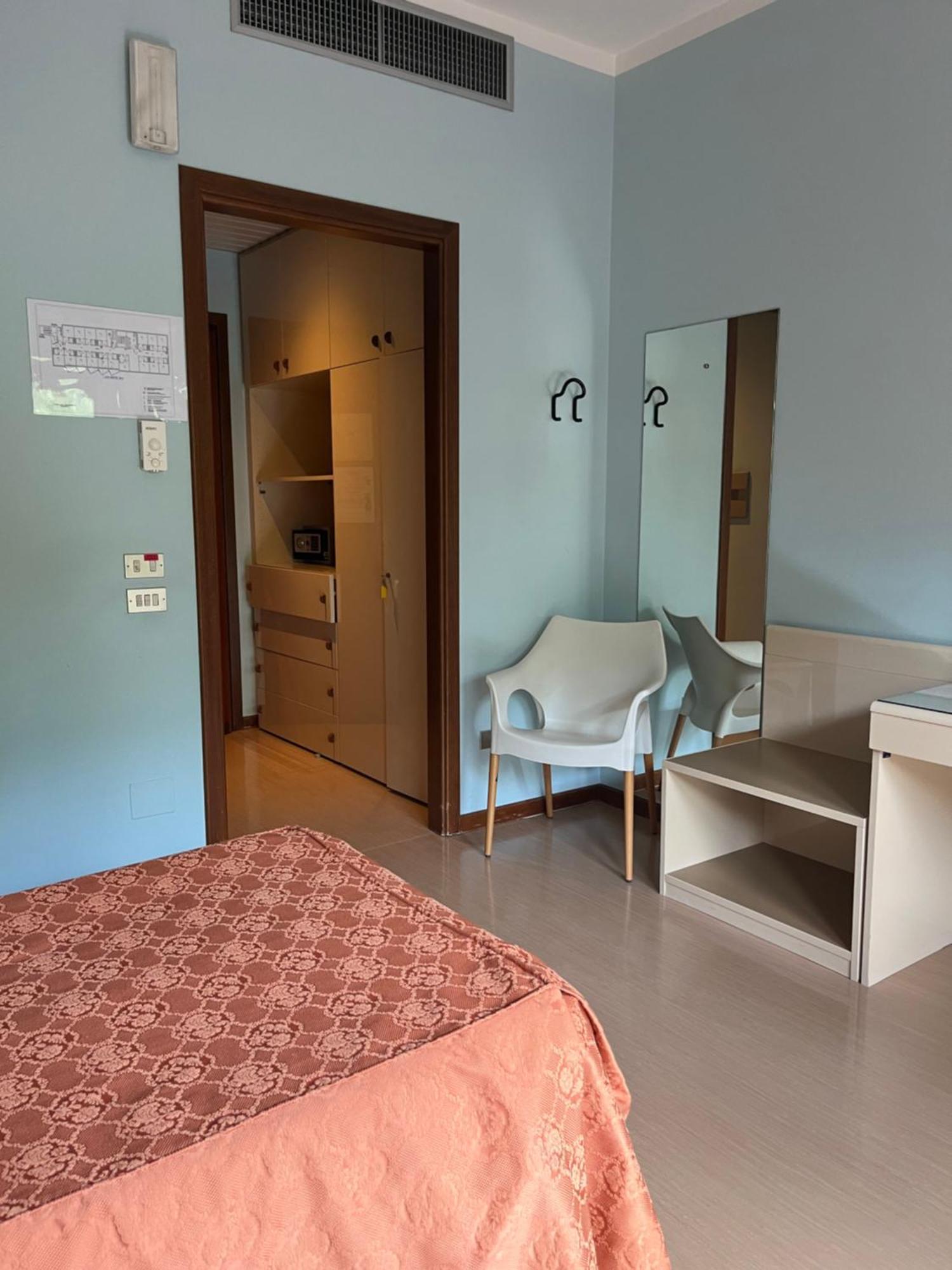 Albergo Casa Dell'Ospite بريشا المظهر الخارجي الصورة