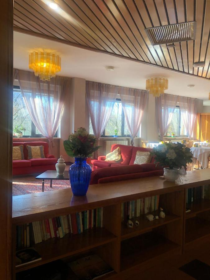 Albergo Casa Dell'Ospite بريشا المظهر الخارجي الصورة