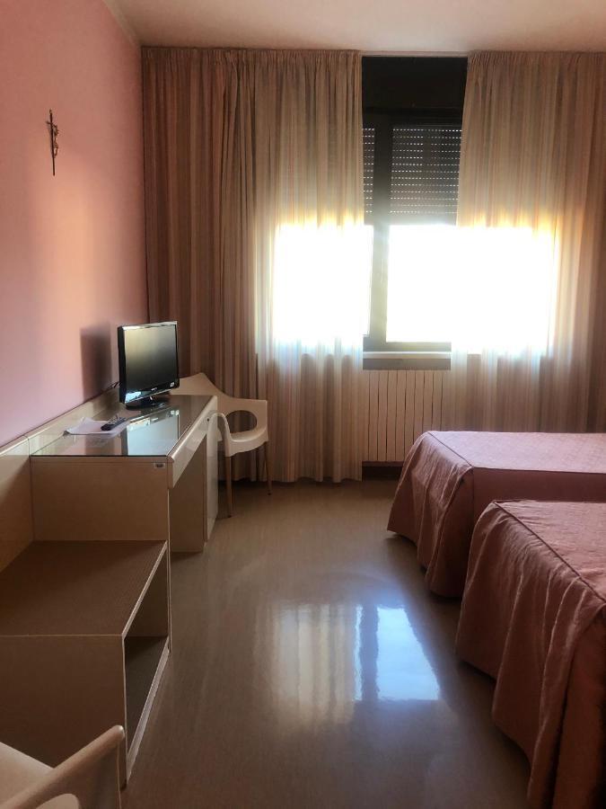 Albergo Casa Dell'Ospite بريشا المظهر الخارجي الصورة